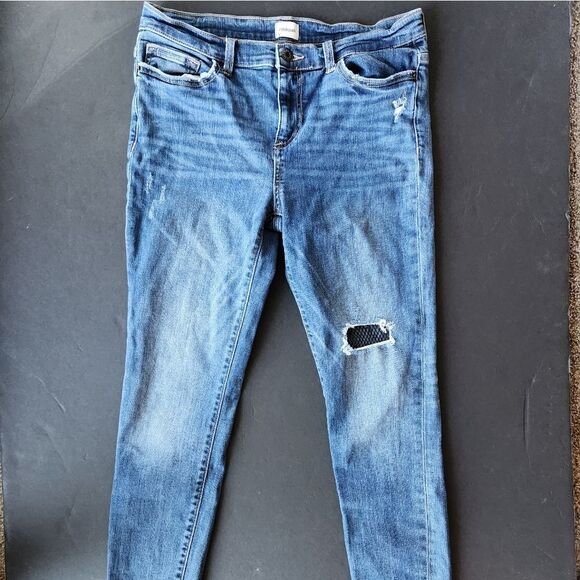 Sneak Peak Skinny Jeans with Rips - Picture 2 of 15